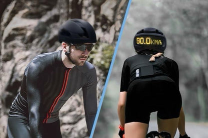 Sort cykelhjelm med lys