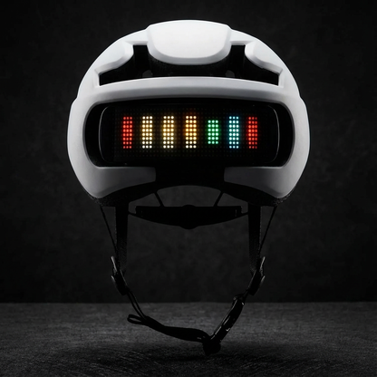 Hvid cykelhjelm med lys